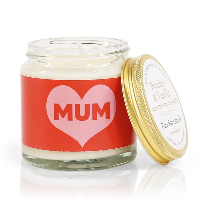 Aery Mum Heart Peaches & Vanilla Soy Candle