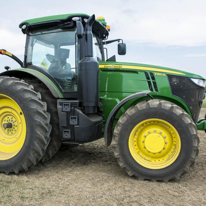 John Deere 30 Minute Tractor Driving Experience for One Moonpig