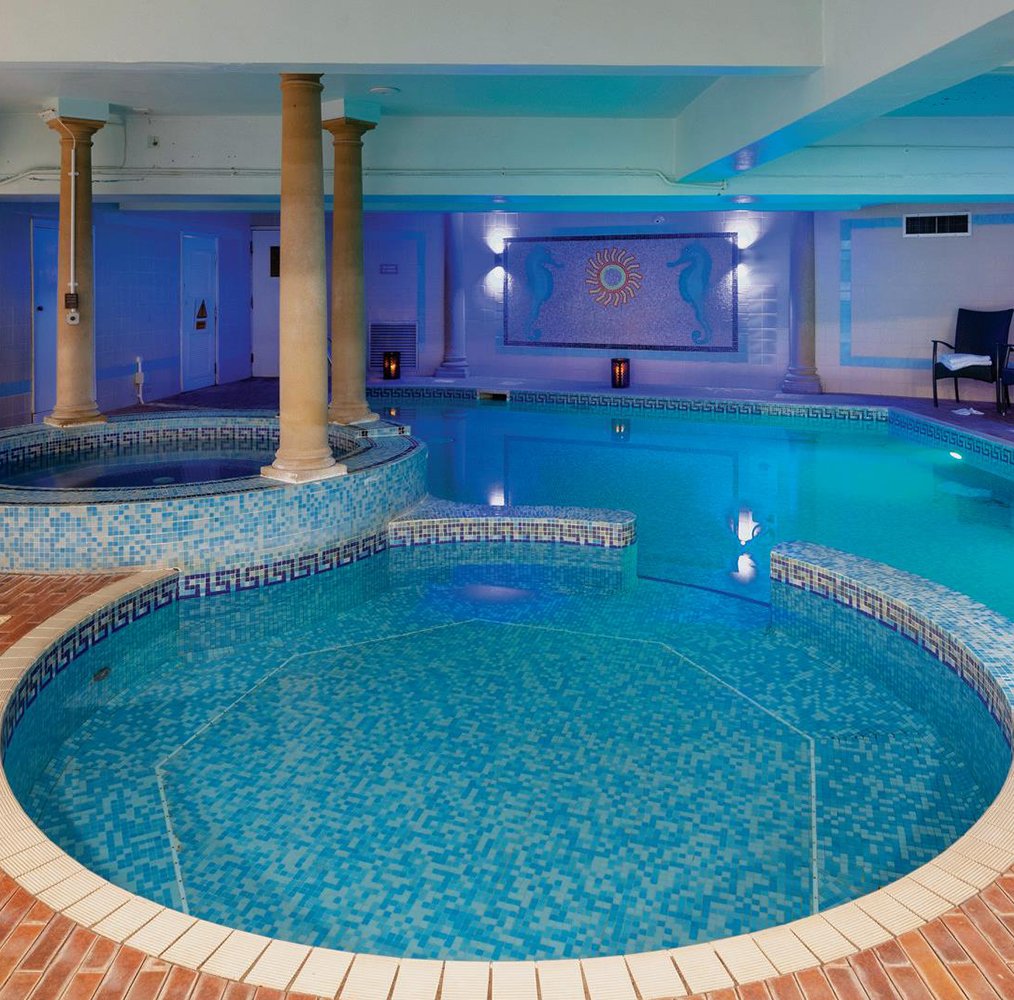 Buyagift Spa Day With Lunch For Two At Bournemouth West Cliff