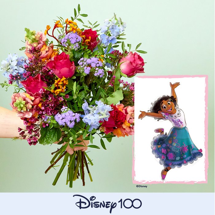 Disney Princess - A bouquet fit for a princess! 💐 What iconic princess  flowers can you spot in this arrangement? 🌹🌺🌻