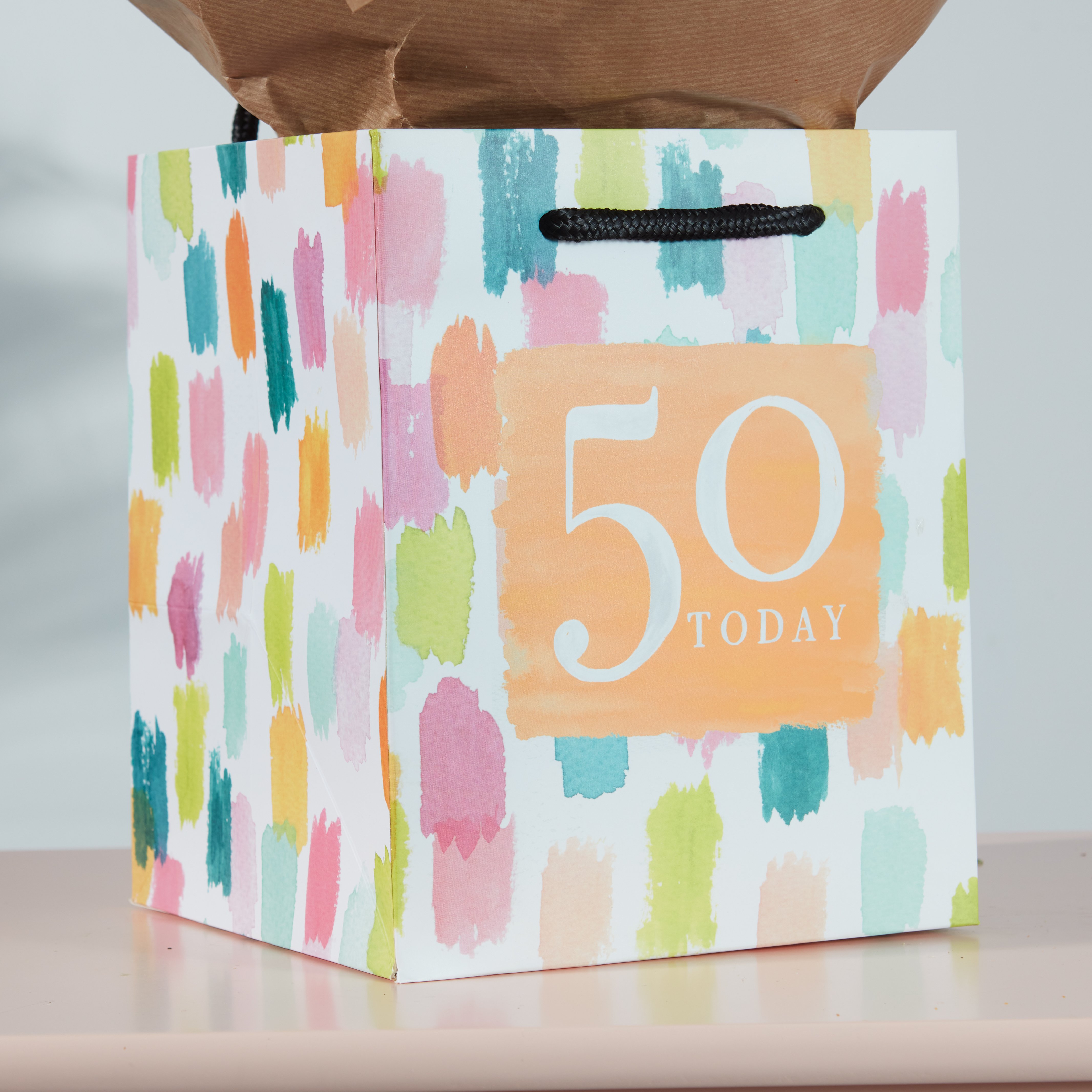 Moonpig the 50th Birthday Gift Bag Flowers