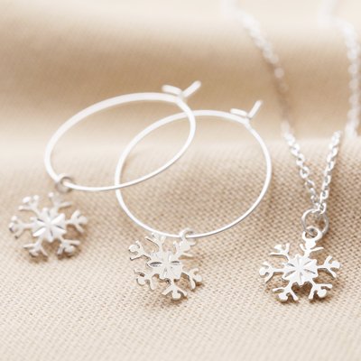 Snowflake Silver Earrings & Necklace