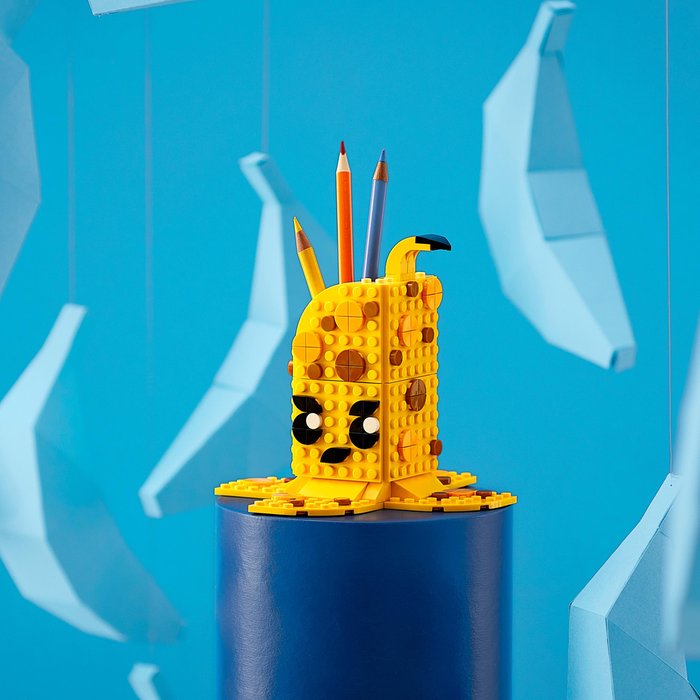 LEGO DOTS Cute Banana Pen Holder (41948) Moonpig