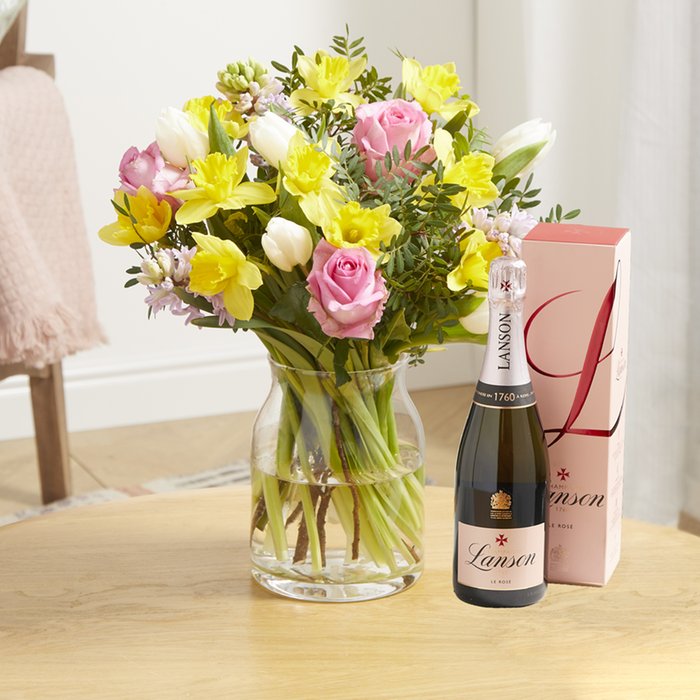 The Sunshine & Lanson Le Pink Label Champagne