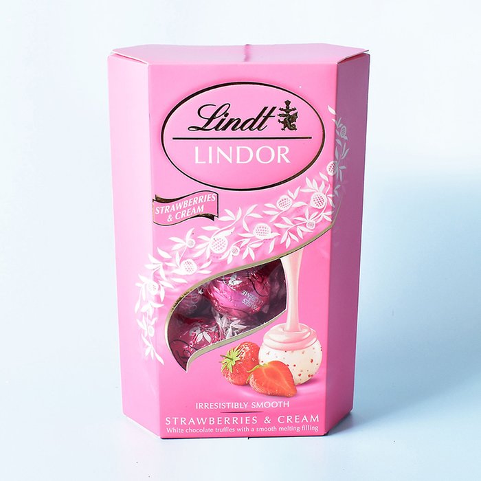 Lindt Strawberries and Cream Chocolate Truffles (200g) Moonpig