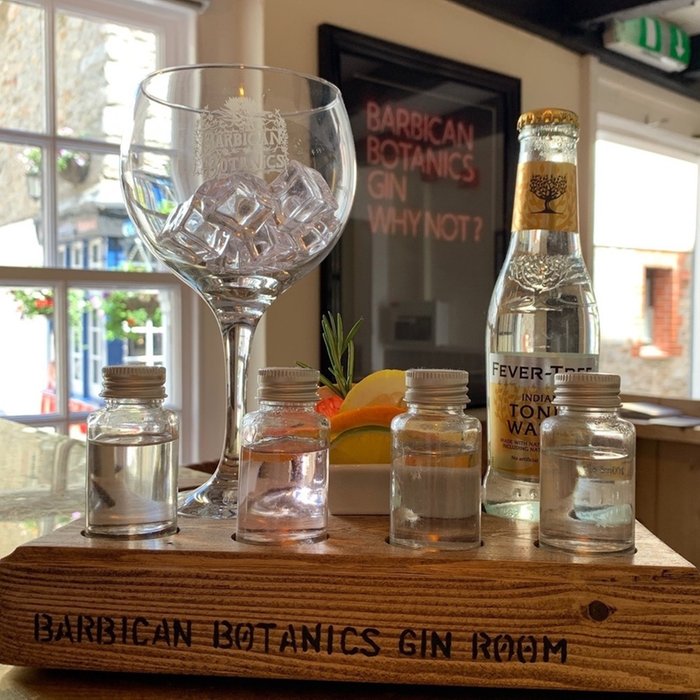 3 Month Premium Subscription to the Little Gin Box Moonpig