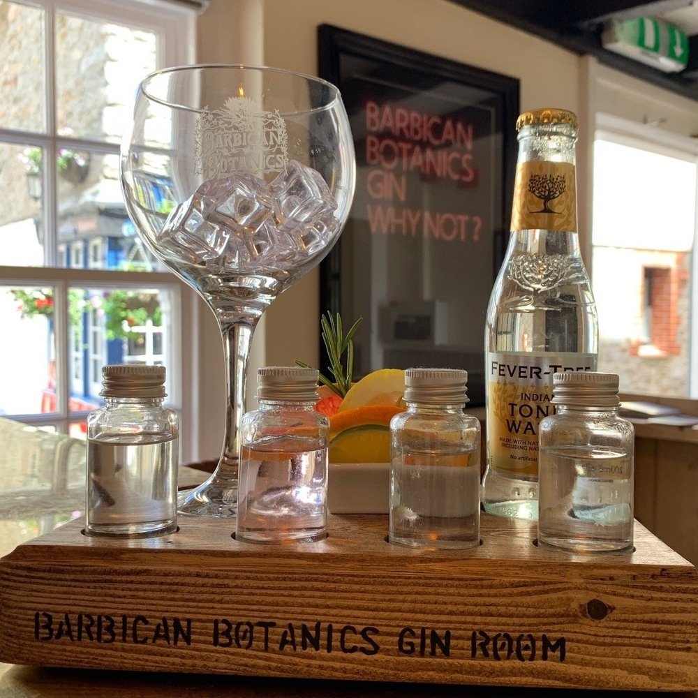 3 Month Premium Subscription To The Little Gin Box