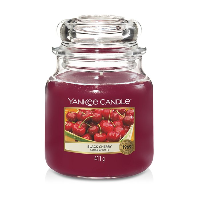 Yankee Candle Black Cherry Medium 