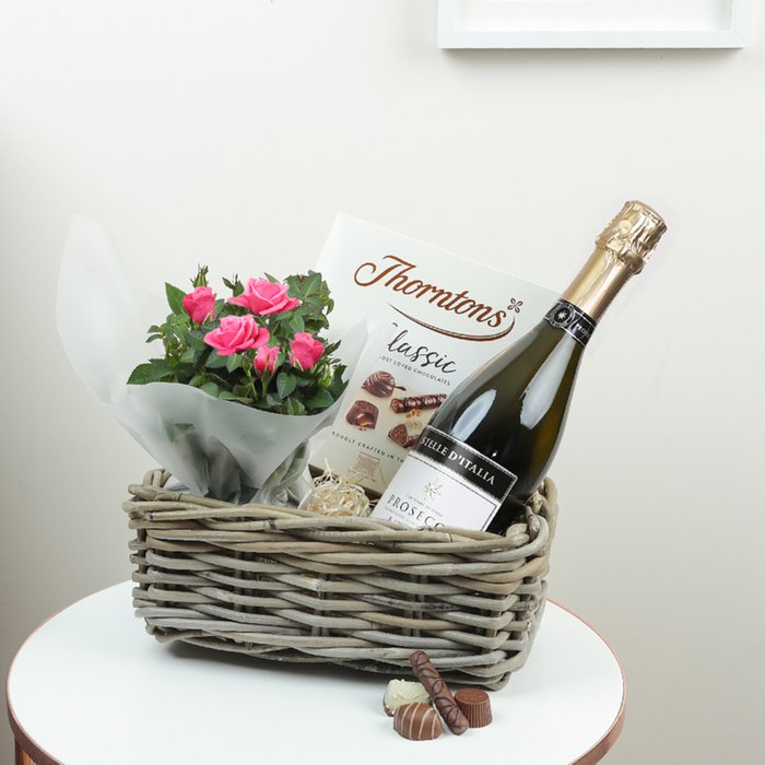 The Cerise Prosecco Hamper