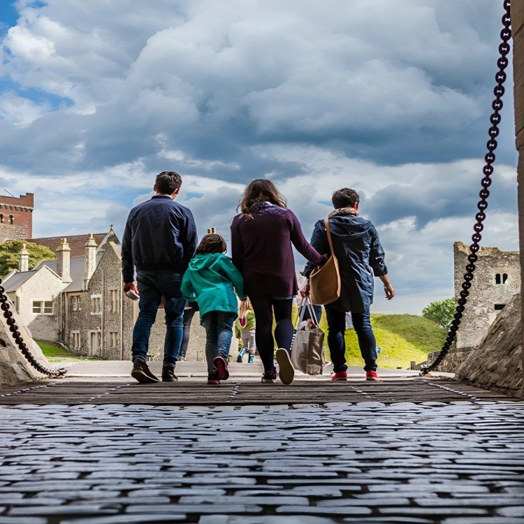 Buy A Gift English Heritage Annual Pass For Two – Up To Twelve Kids Go Free