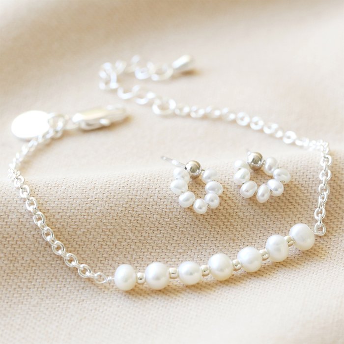 Pearl Earring & Bracelet Bundle