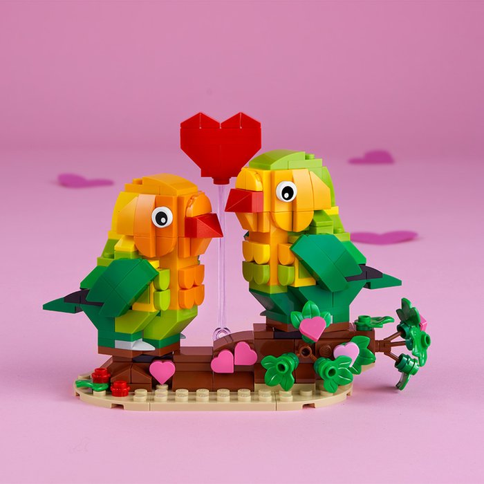 LEGO Love Birds (40522) | Moonpig