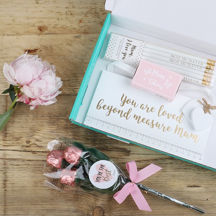 'I Love You Mum' Letterbox Gift Set