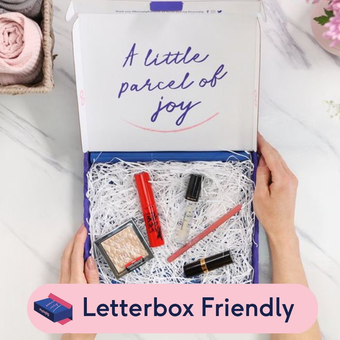 Revlon Exclusive Natural Glow Letterbox Gift Set