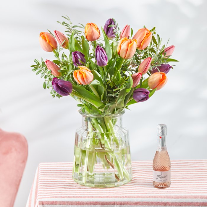 The Love Blooms Gift Set