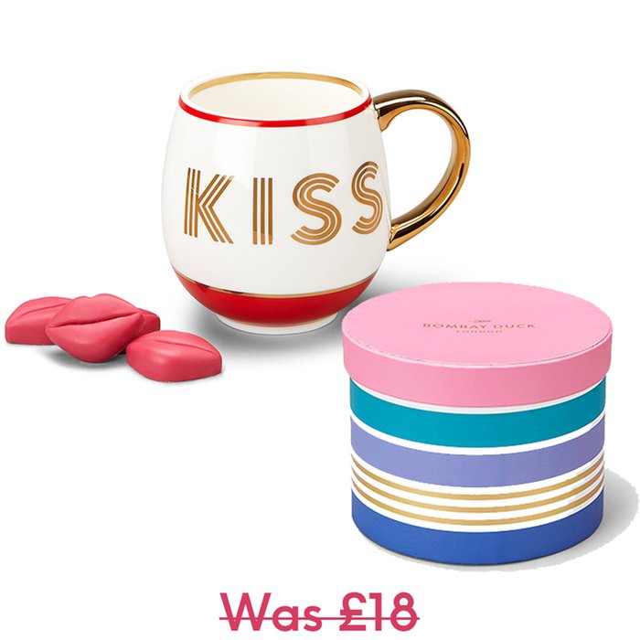 Kiss Mug & Chocolate Lips Gift Set