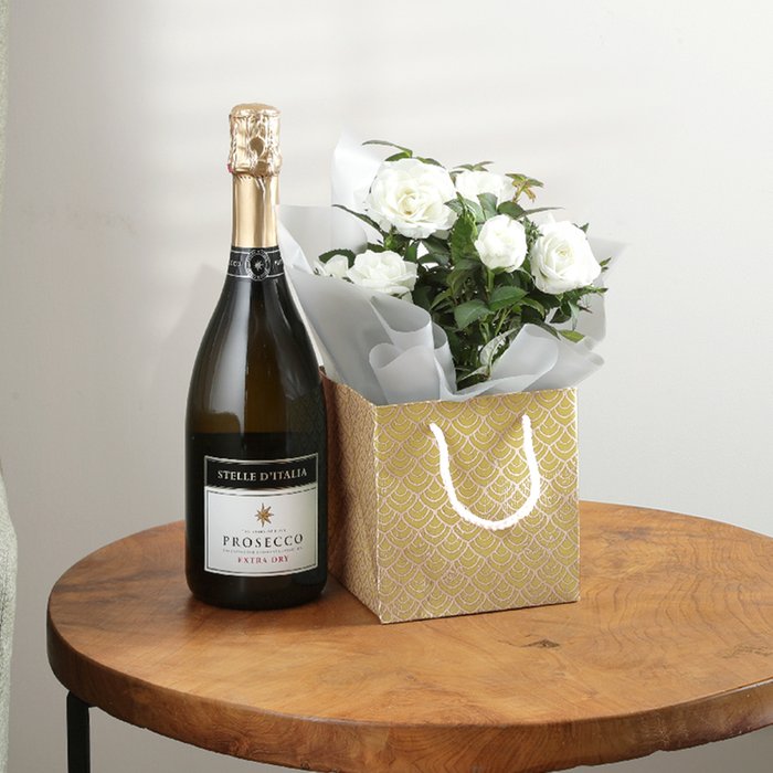 The White Rose Gift Bag & Prosecco