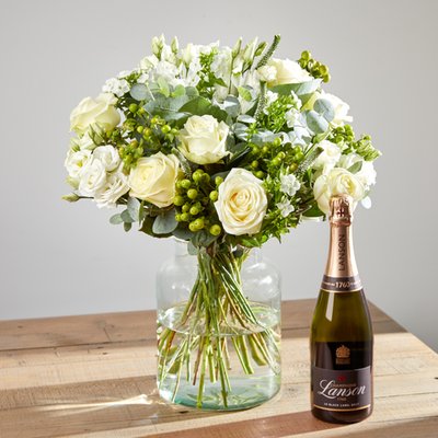 Arena Pure Love and Lanson Le Noir by Arena Flowers