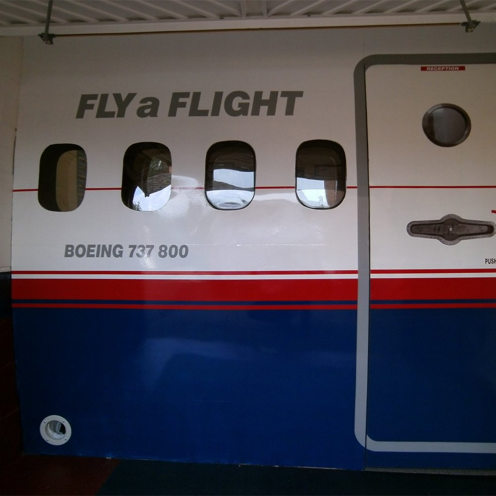 Buy A Gift One Hour Boeing 737 Flight Simulator Experience For One