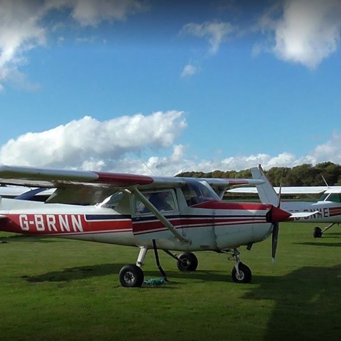 60 Minute Introductory Flying Lesson for One with Sheffield Aero Club