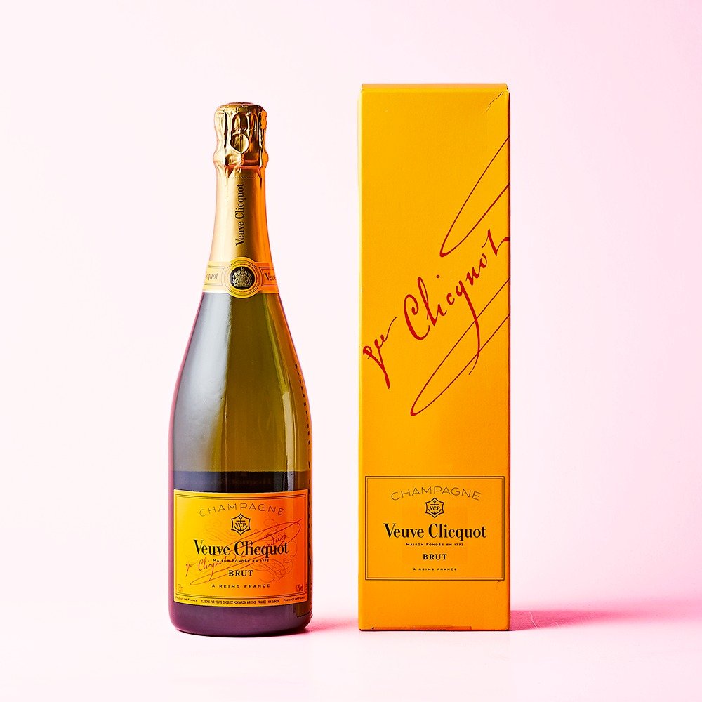 Veuve Cliquot Veuve Clicquot Brut 75Cl Gift Box Alcohol