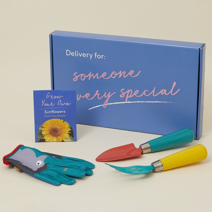 Letterbox National Trust Kid's Tools and Gloves Gift Set