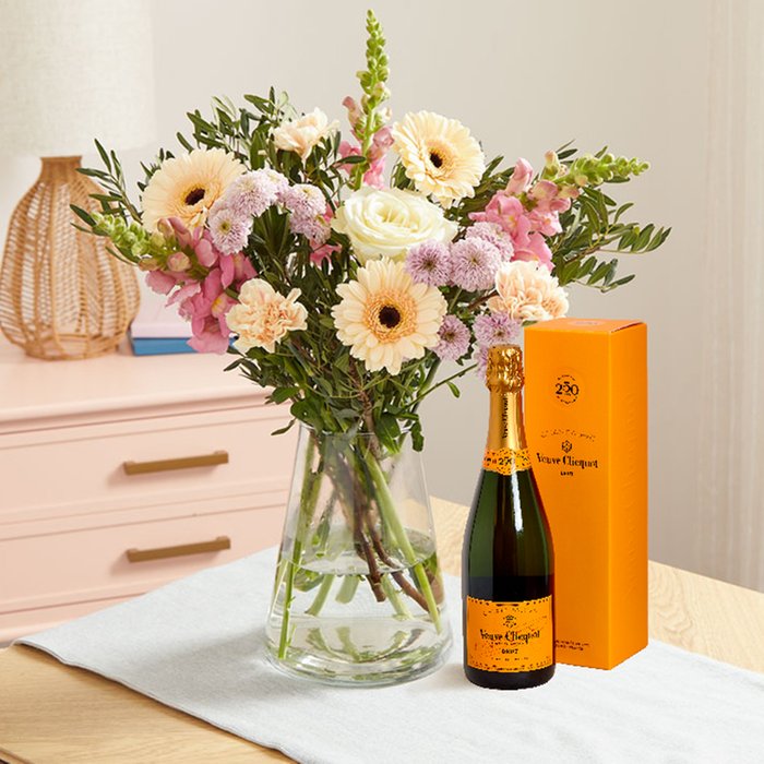 Veuve Clicquot Champagne & The Best Friend