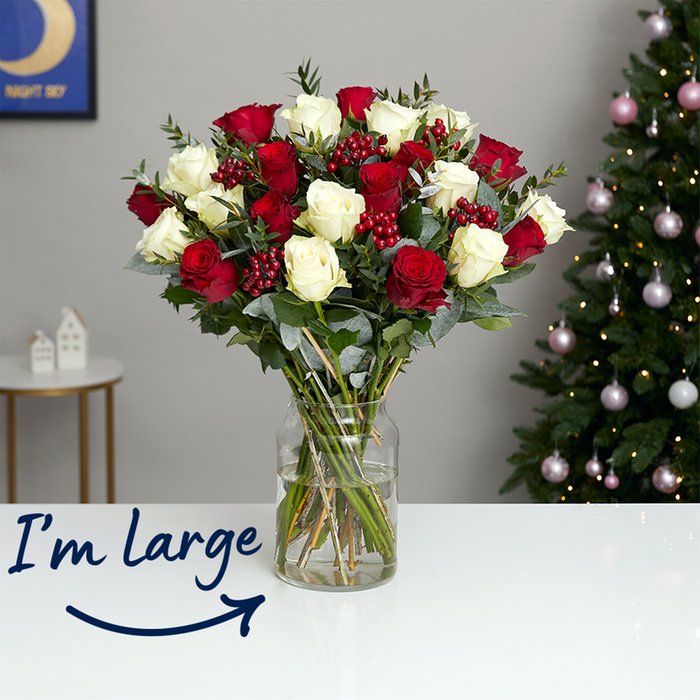 The Premium Christmas Roses | Moonpig