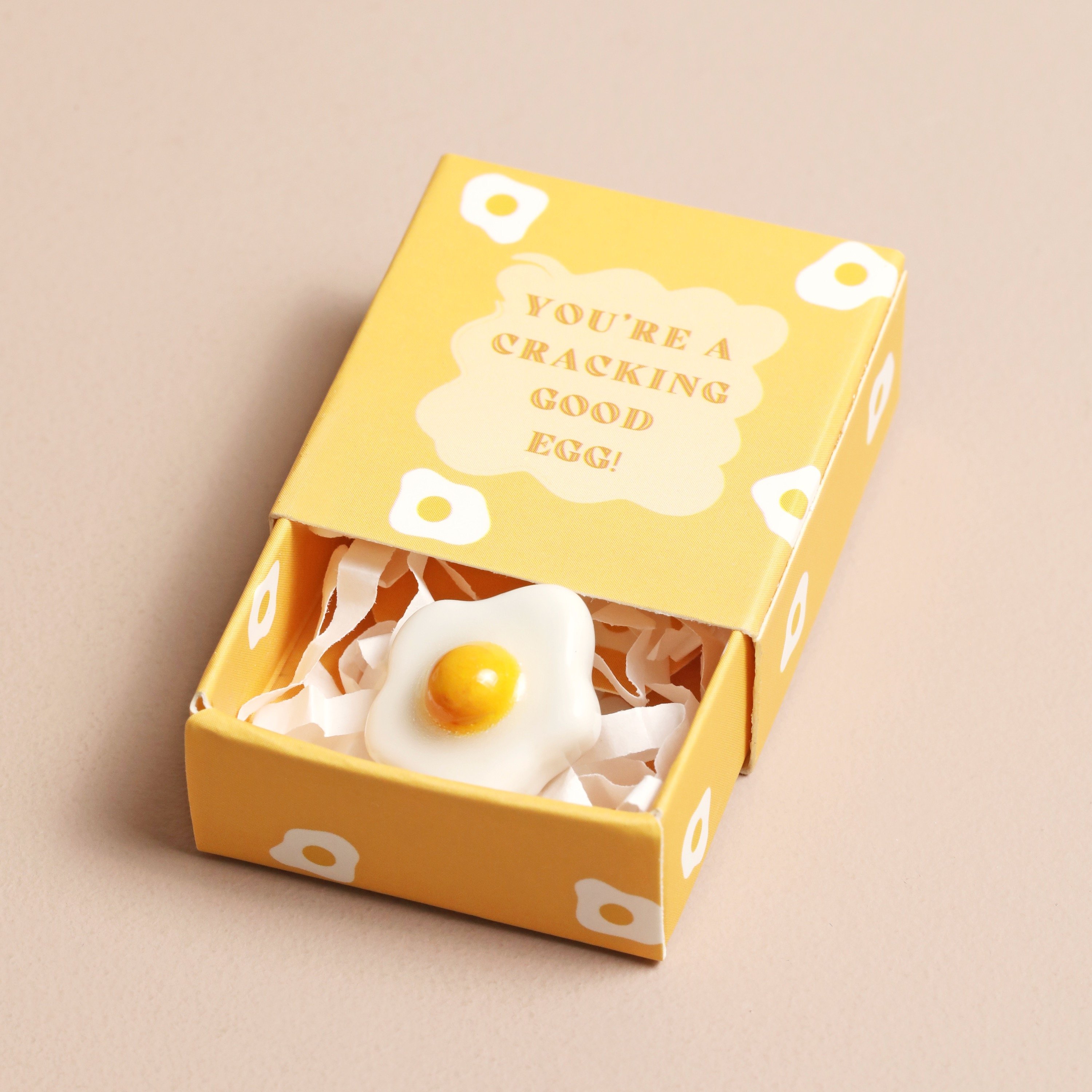 Lisa Angel Tiny Matchbox 'you're A Cracking Good Egg' Token