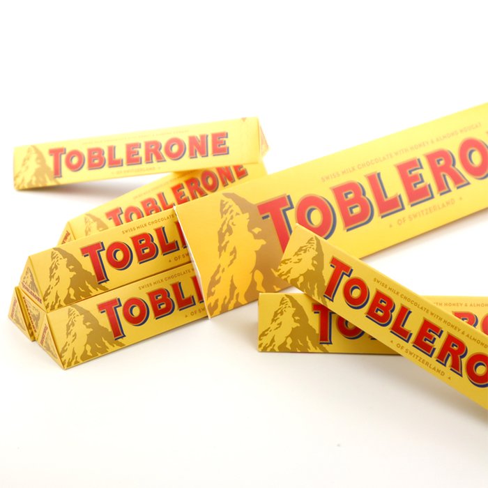 Toblerone Just for You Share Pack 800g (Contains 8 Bars) Moonpig