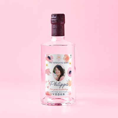 Personalised Amazing Wife Birthday Vodka 70cl